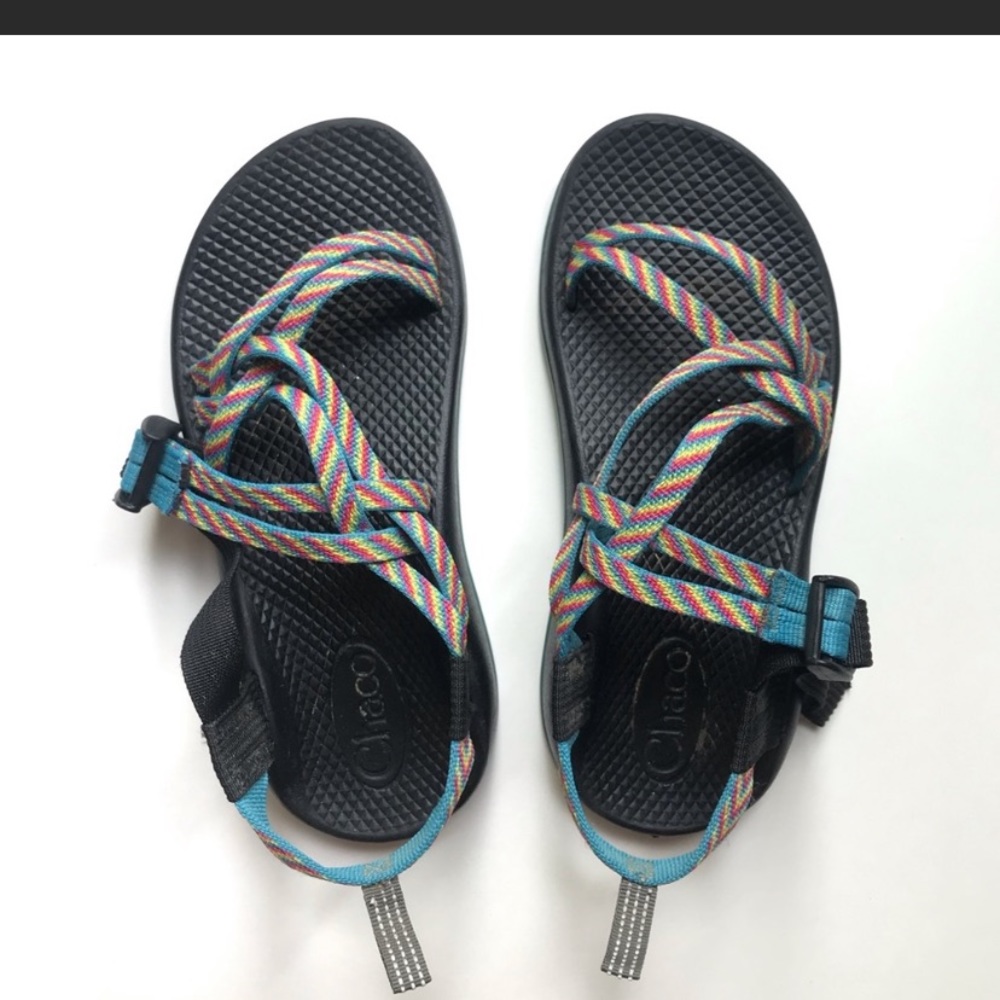 Rainbow Chacos size 3 kids (5 womens)